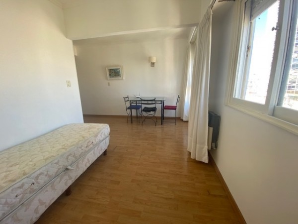 Venta Departamento 3 Ambientes/ Luminoso/ Plaza San Martin