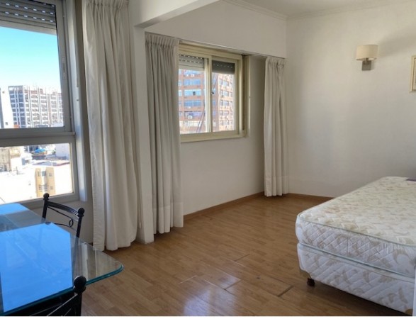 Venta Departamento 3 Ambientes/ Luminoso/ Plaza San Martin