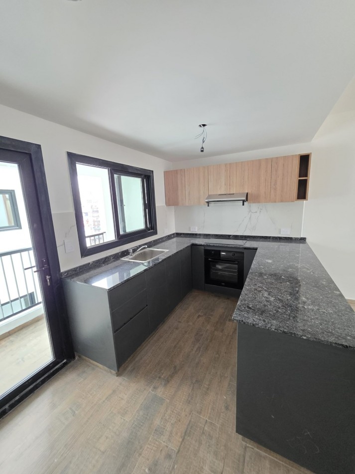 3 Ambientes Dormitorio en Suite con Vestidor a Estrenar - Balcon Al Frente Piso 8 - Boedo