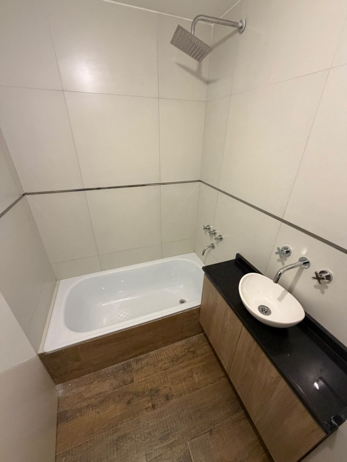 Departamento 3 Ambientes Al Frente con Cochera a Estrenar - Boedo - Emprendimiento propio