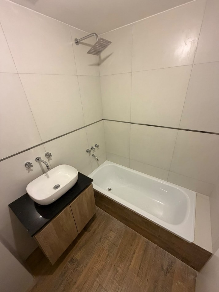 Departamento 3 Ambientes Al Frente con Cochera a Estrenar - Boedo - Emprendimiento propio