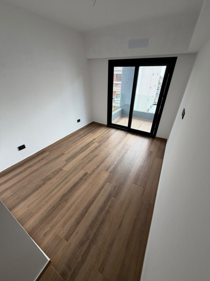 Sempiso de 3 ambientes con dormitorios en suite a estrenar - Balcon al Frente - Villa del Parque