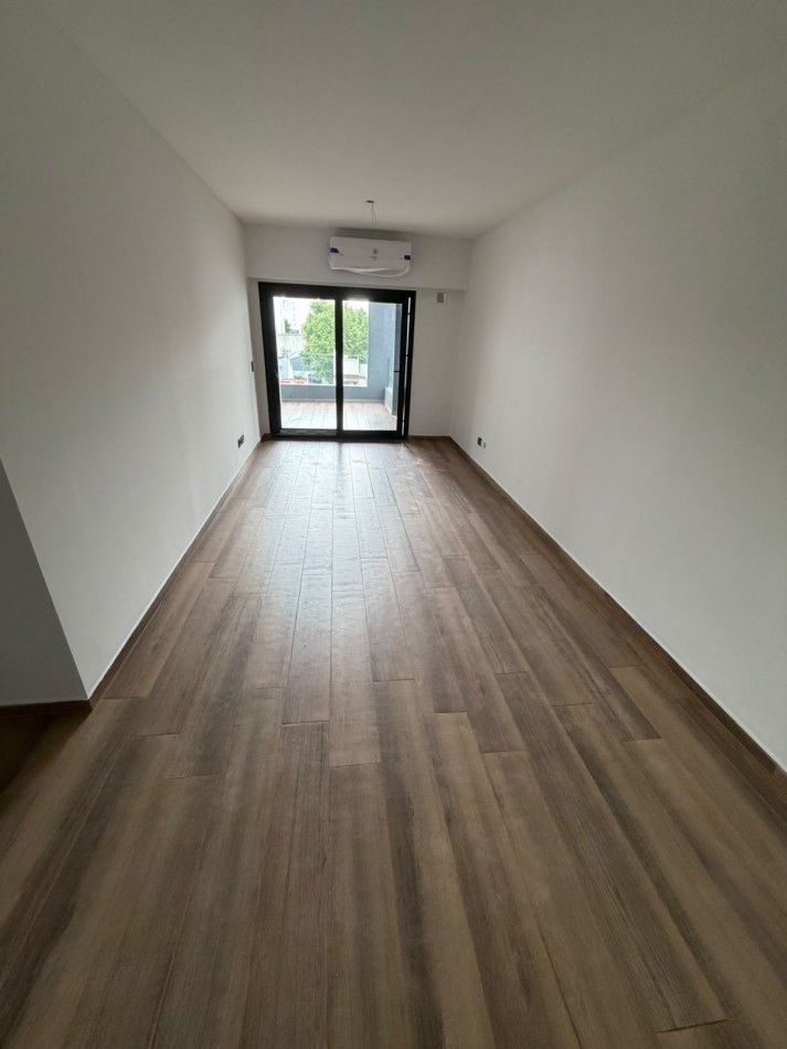 Sempiso de 3 ambientes con dormitorios en suite a estrenar - Balcon al Frente - Villa del Parque