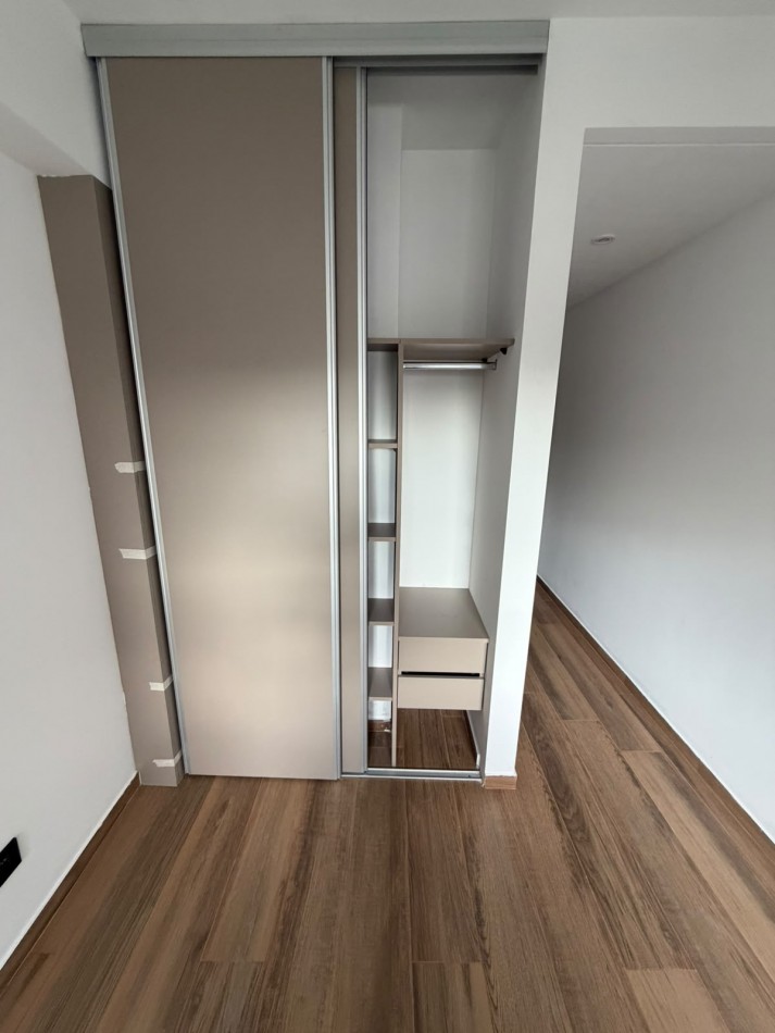 Sempiso de 3 ambientes con dormitorios en suite a estrenar - Balcon al Frente - Villa del Parque