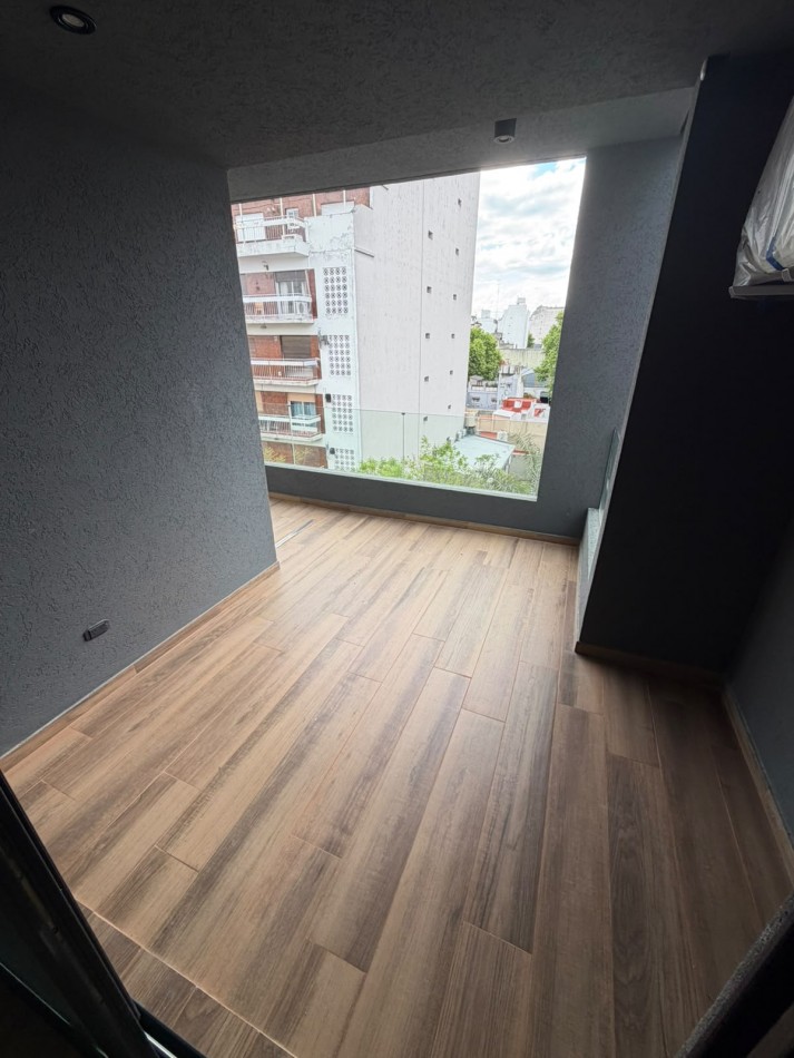 Sempiso de 3 ambientes con dormitorios en suite a estrenar - Balcon al Frente - Villa del Parque