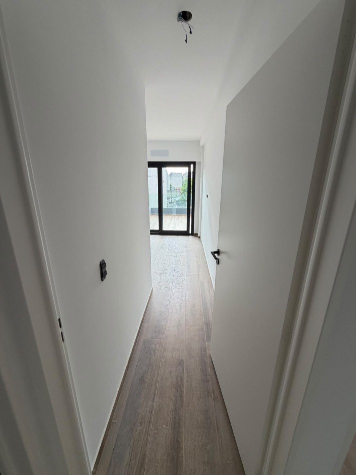 Venta 3 Ambientes a estrenar de Categoria | 6° Piso al Frente | Terraza Privada de 26 m² | Villa del Parque