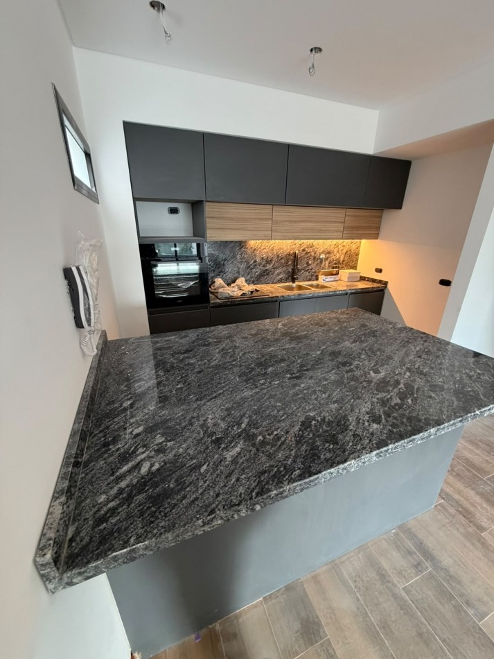 Venta 3 Ambientes a estrenar de Categoria | 6° Piso al Frente | Terraza Privada de 26 m² | Villa del Parque