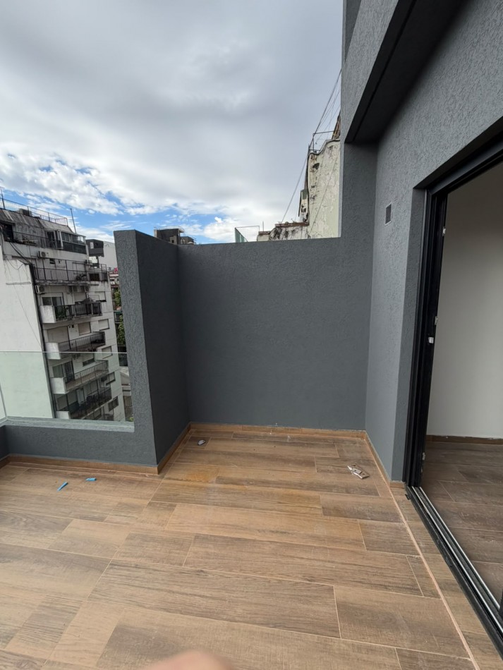 Venta 3 Ambientes a estrenar de Categoria | 6° Piso al Frente | Terraza Privada de 26 m² | Villa del Parque