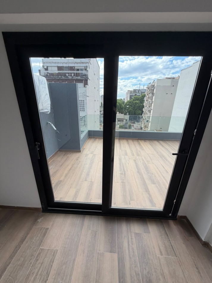 Venta 3 Ambientes a estrenar de Categoria | 6° Piso al Frente | Terraza Privada de 26 m² | Villa del Parque
